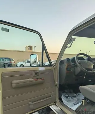 Toyota Land Cruiser Pickup 2019