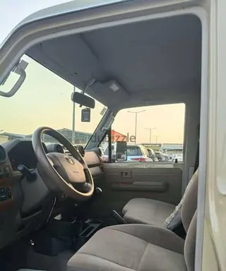 Toyota Land Cruiser Pickup 2019