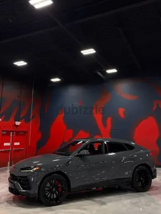 لامبورغيني Urus 2021