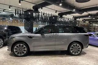 لاند روفر Range Rover HSE 2024