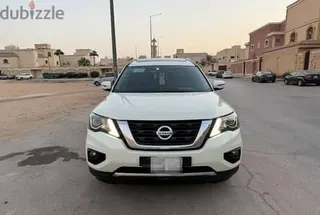 Nissan Pathfinder 2019