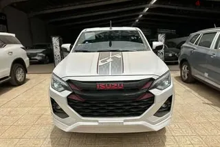 إيسوزو ديماكس 2026