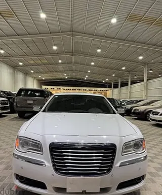 كرايسلر 300 2011