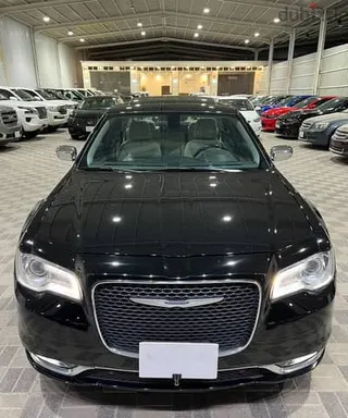 كرايسلر 300 2021