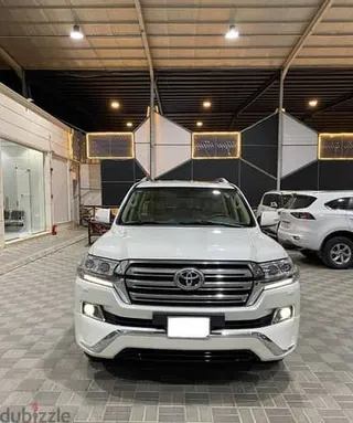 Toyota Land Cruiser 2017 — Dubizzle Saudi