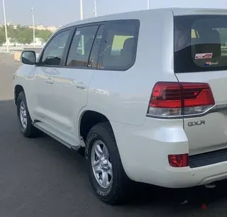 Toyota Land Cruiser GXR 2021