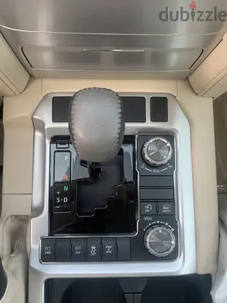 Toyota Land Cruiser GXR 2021