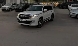 تويوتا لاند كروزر VXR 2021