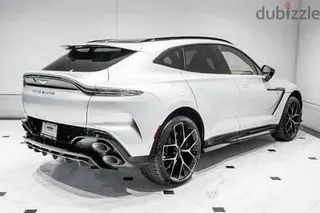 أستون مارتن Dbx 2026