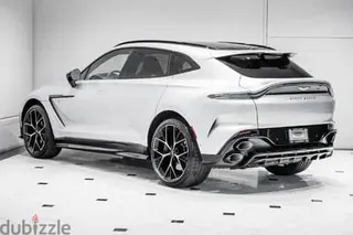 أستون مارتن Dbx 2026
