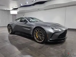 أستون مارتن Vantage 2025
