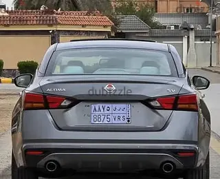 Nissan Altima 2021
