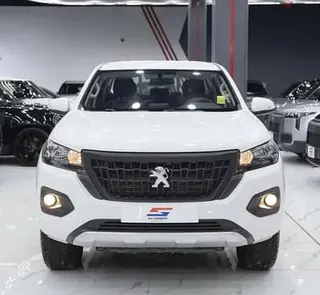 بيجو Landtrek 2023