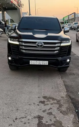 تويوتا لاند كروزر VXR 2023