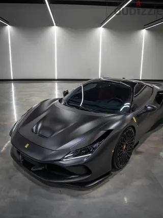 فيراري F8 2022