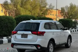Mitsubishi Outlander 2021