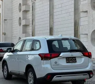 Mitsubishi Outlander 2021
