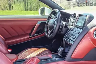 نيسان GT R 2016