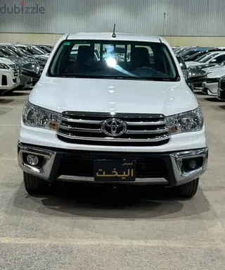 تويوتا هايلكس GLX 2022