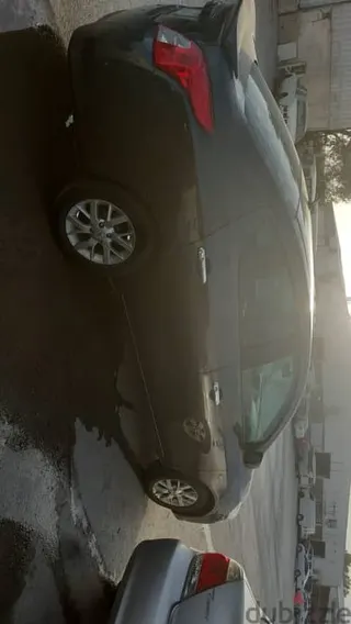 نيسان صني SL 2022