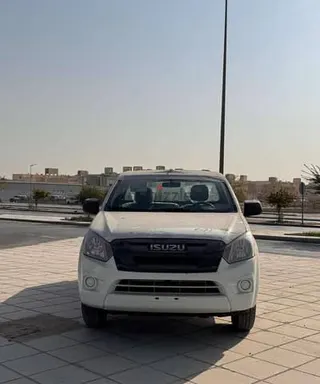 إيسوزو ديماكس 2026