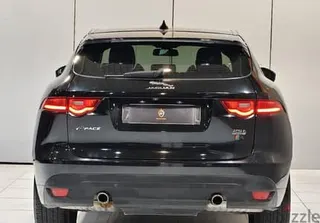 جاكوار F Type 2018