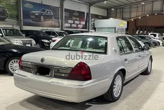 Mercury جراند ماركيز 2009