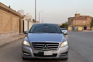 مرسيدس بنز R 300 2011