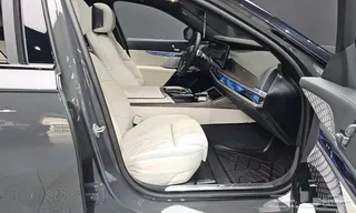 BMW I7 2025