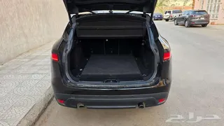 جاكوار F Pace 2018
