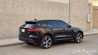 جاكوار F Pace 2018