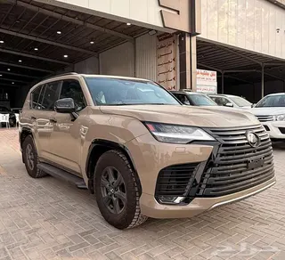 لكزس LX 700H 2026