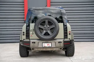 Land Rover Defender 90 2024