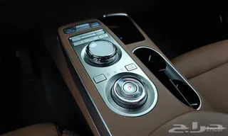 جينيسيس GV70 2024