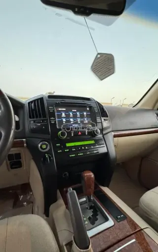 Toyota Land Cruiser GXR 2013