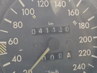 مرسيدس بنز Cl 1985