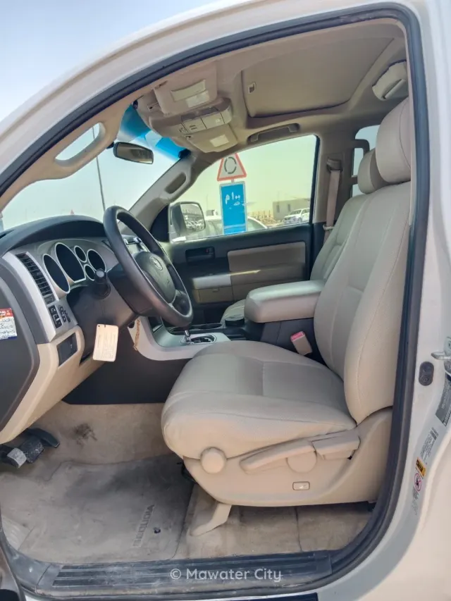 toyota sequoia 2009