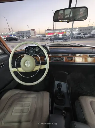 مرسيدس بنز 280 1970