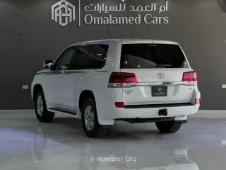 Toyota Land Cruiser GXR 2016