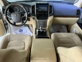 Toyota Land Cruiser GXR 2016