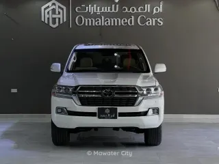 Toyota Land Cruiser GXR 2016