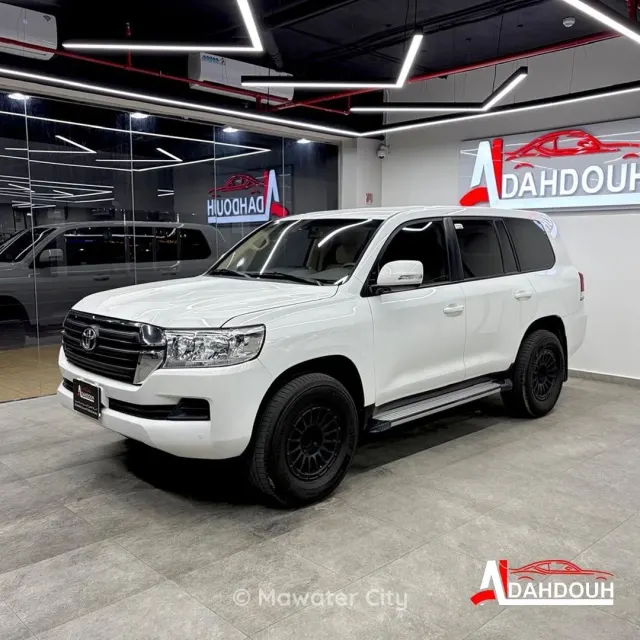 Toyota Land Cruiser GX 2017 Automatic 465,000 Km 6 Cylinder Four Wheel Drive (4WD) SUV Gray