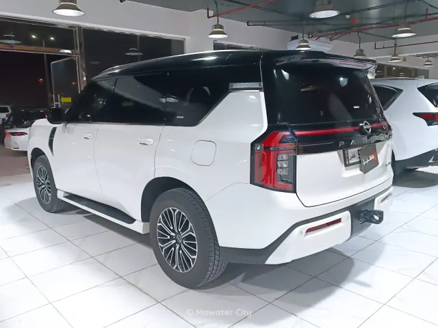 Nissan Patrol Platinum 2025