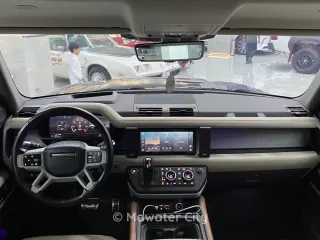 Land Rover Defender 2022