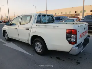 Mitsubishi Pickup 2022