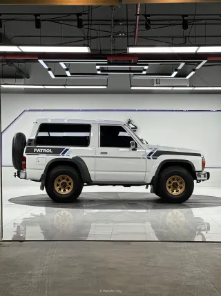 1990 Nissan