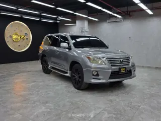 لكزس LX 2009