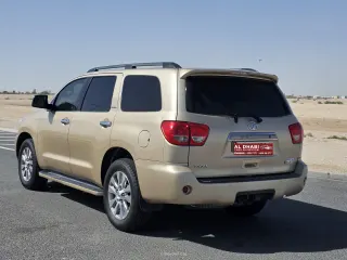 تويوتا سيكويا 2010