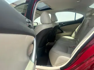لكزس IS 300 2012