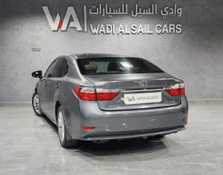 لكزس ES 2013